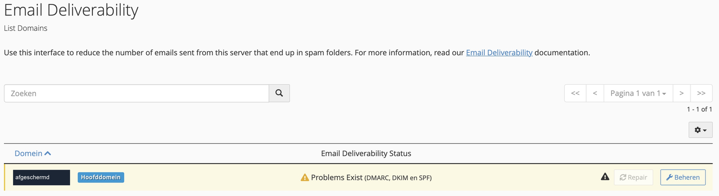 Overzicht Email Deliverability in cPanel met de DNS-status van een afgeschermd domein en de knop Beheren.